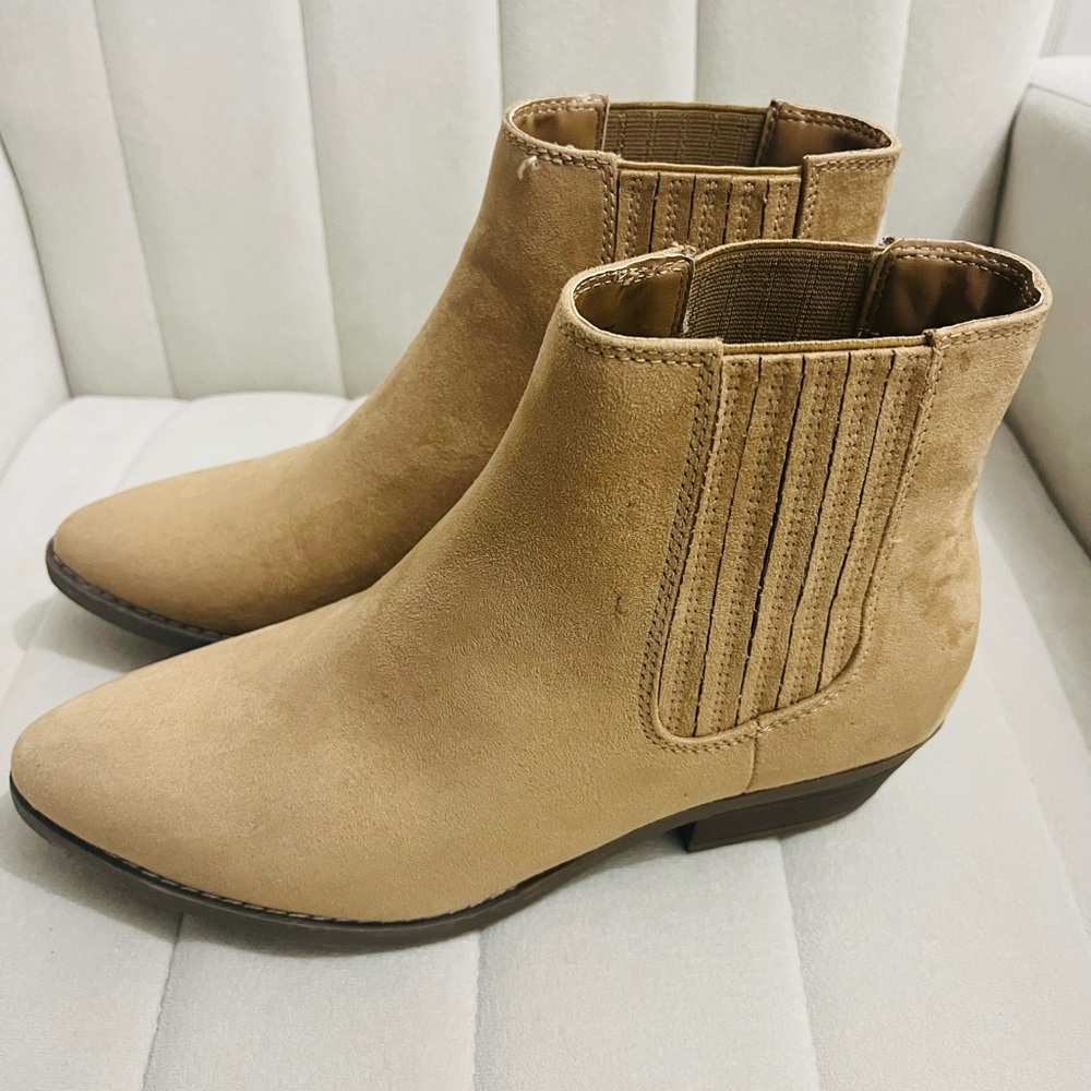 Universal Thread Tan Suede Ankle Booties